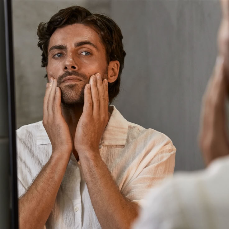 روتین مراقبت از پوست برای آقایان | ساده، علمی و کاربردی در ۴ قدم  
